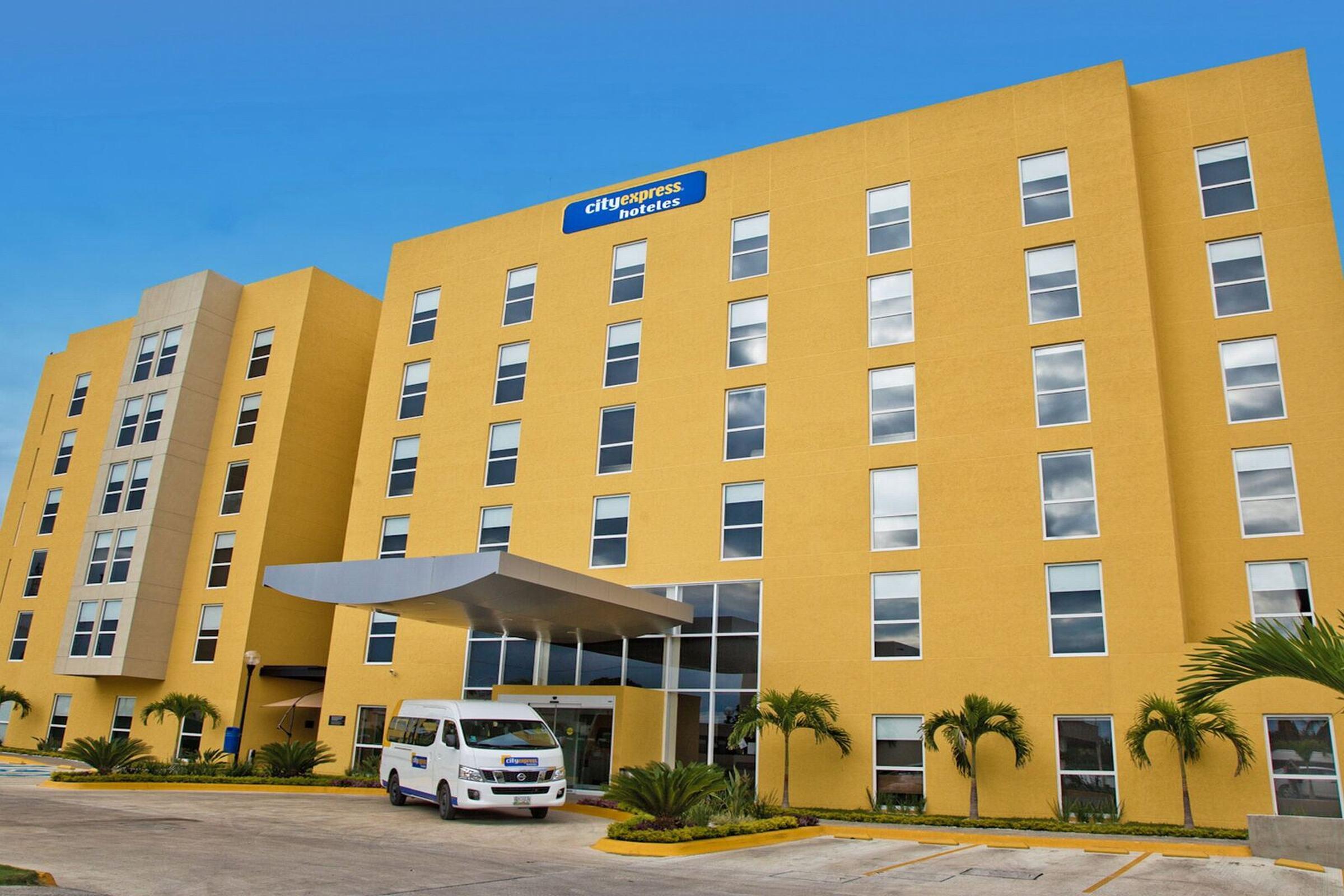 City Express By Marriott Tampico Altamira Мирамар Экстерьер фото
